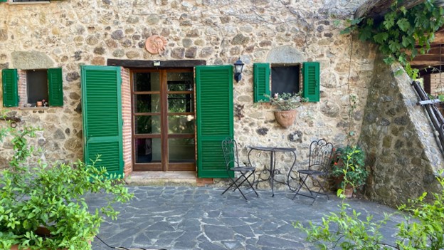 The Il Niccioletto Stone House Suites | A Sunoom Sanctuary